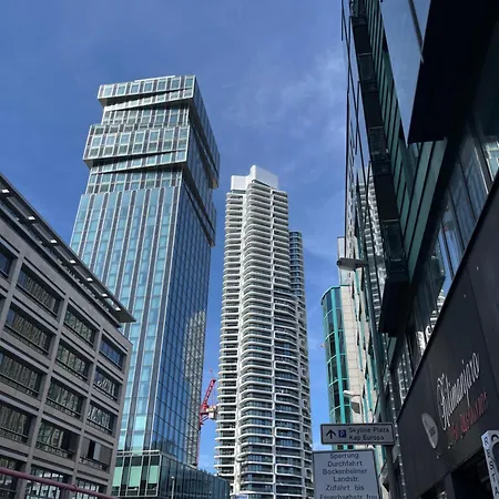 Frankfurt Messe Door To Door *